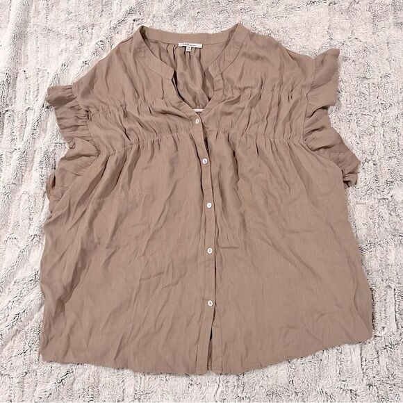 Cozy Casual Rare Moments Button Down Ruffle Sleeve Top  0038 - Picture 7 of 8